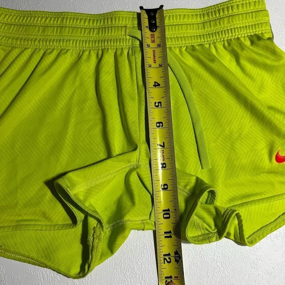 NIKE womens dri fit training running athletic shorts avocado green size xs